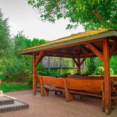 Ferienwohnung Dom Pod Orzechami Nałęczów Exterior foto